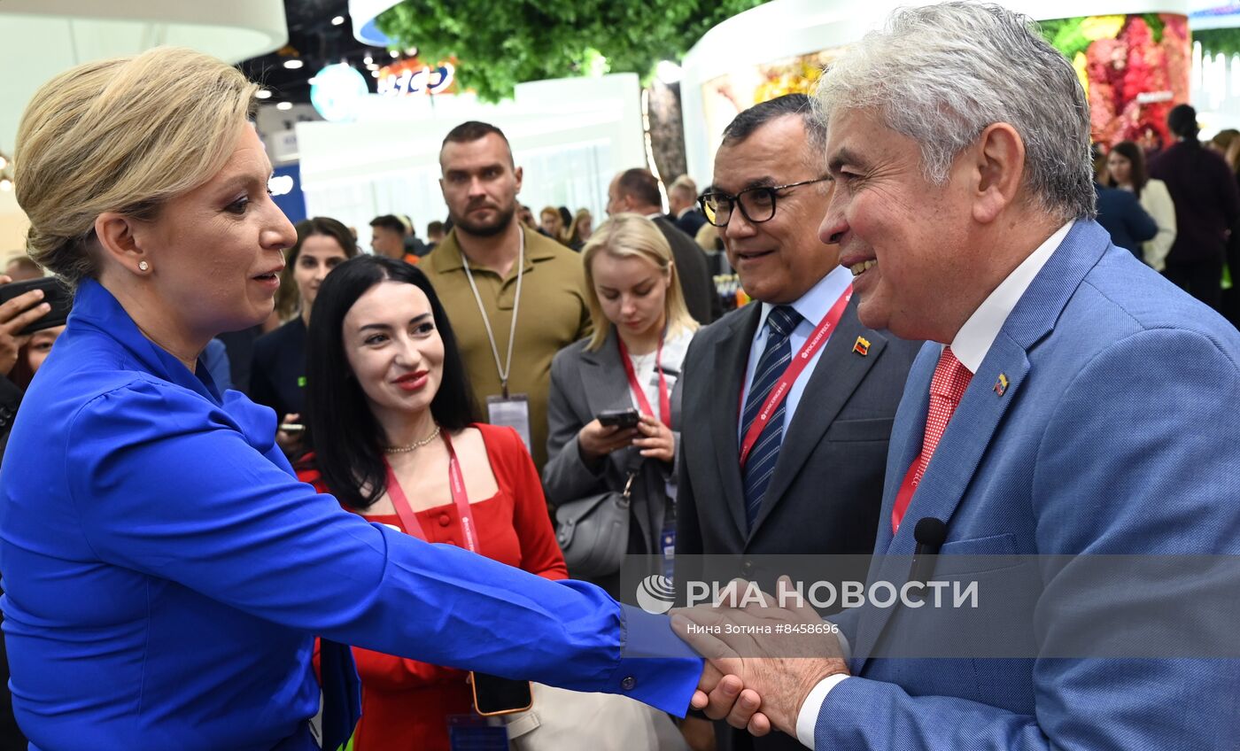 ПМЭФ-2023. Работа форума