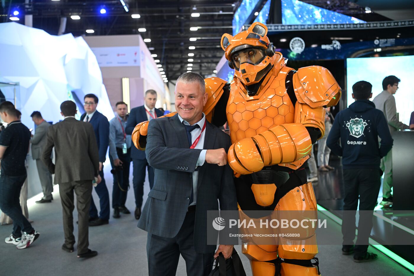 ПМЭФ-2023. Работа форума