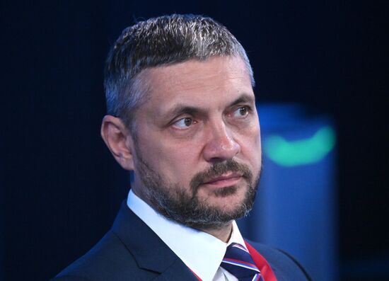 ПМЭФ-2023. Консолидация общественного сознания: расширение форматов взаимопомощи через призму традиционных ценностей