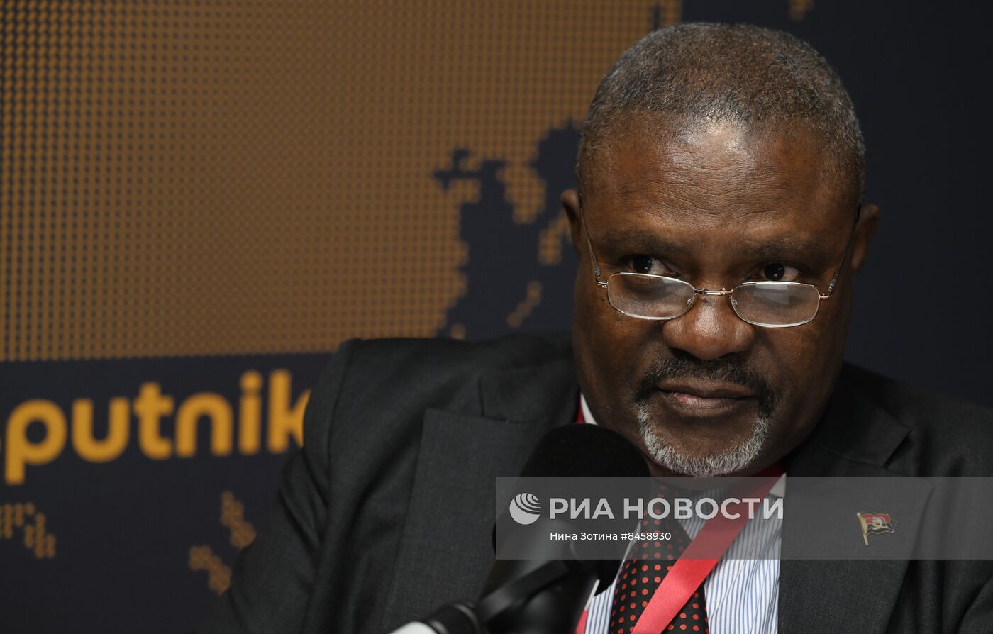 ПМЭФ-2023. Работа студии радио Sputnik