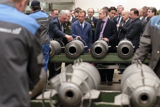 Рабочая поездка зампреда Совбеза РФ Д. Медведева в Центральный федеральный округ