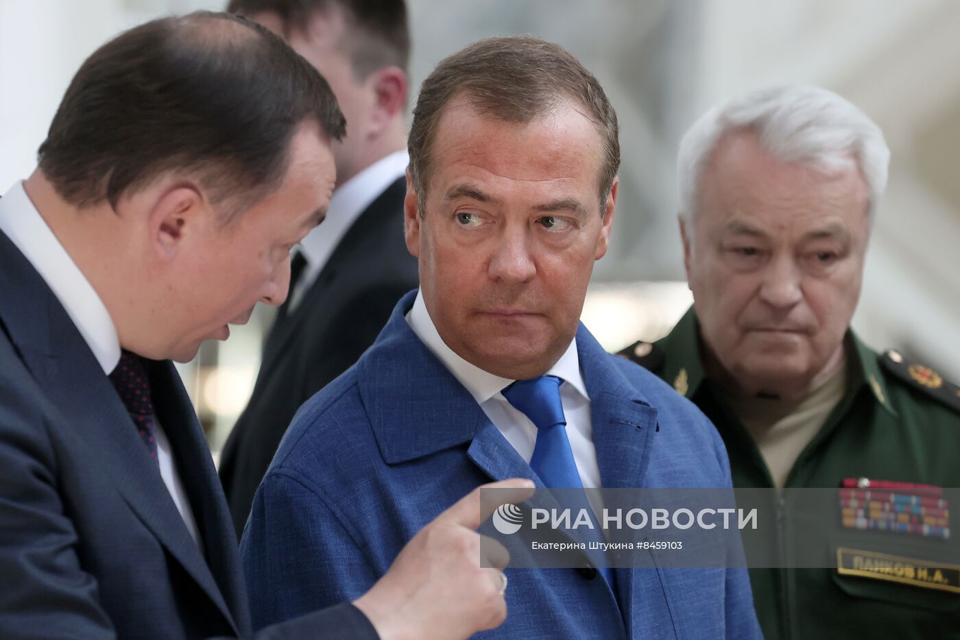 Рабочая поездка зампреда Совбеза РФ Д. Медведева в Центральный федеральный округ