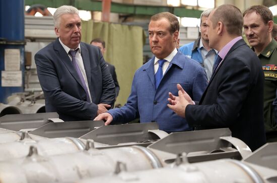 Рабочая поездка зампреда Совбеза РФ Д. Медведева в Центральный федеральный округ