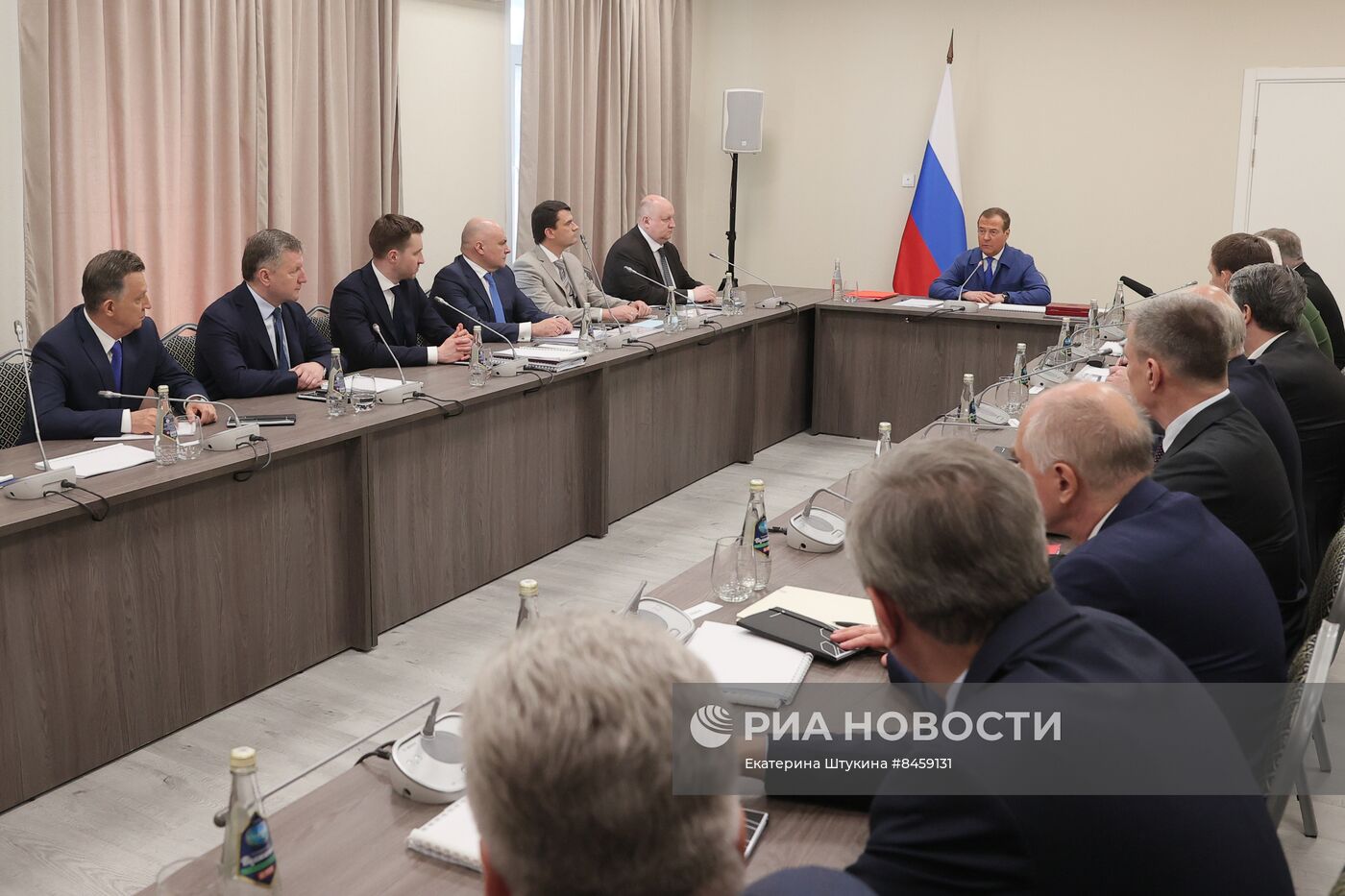 Рабочая поездка зампреда Совбеза РФ Д. Медведева в Центральный федеральный округ