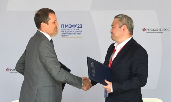 ПМЭФ-2023. Подписания