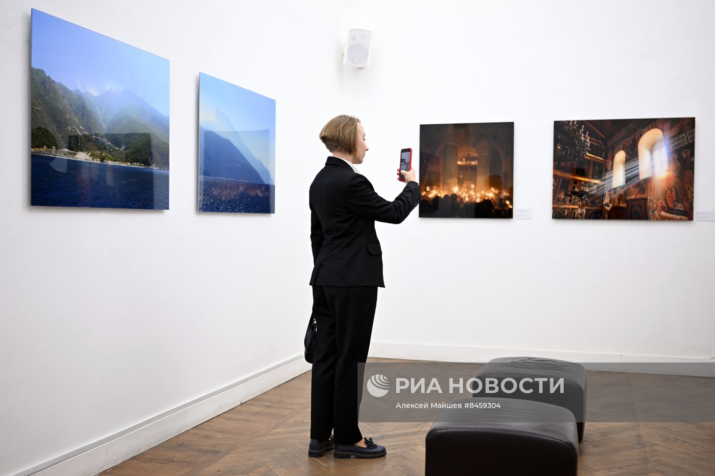 ПМЭФ-2023. Открытие выставочного фотопроекта "Воображаемые путешествия"