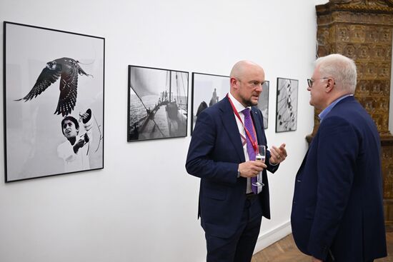 ПМЭФ-2023. Открытие выставочного фотопроекта "Воображаемые путешествия"