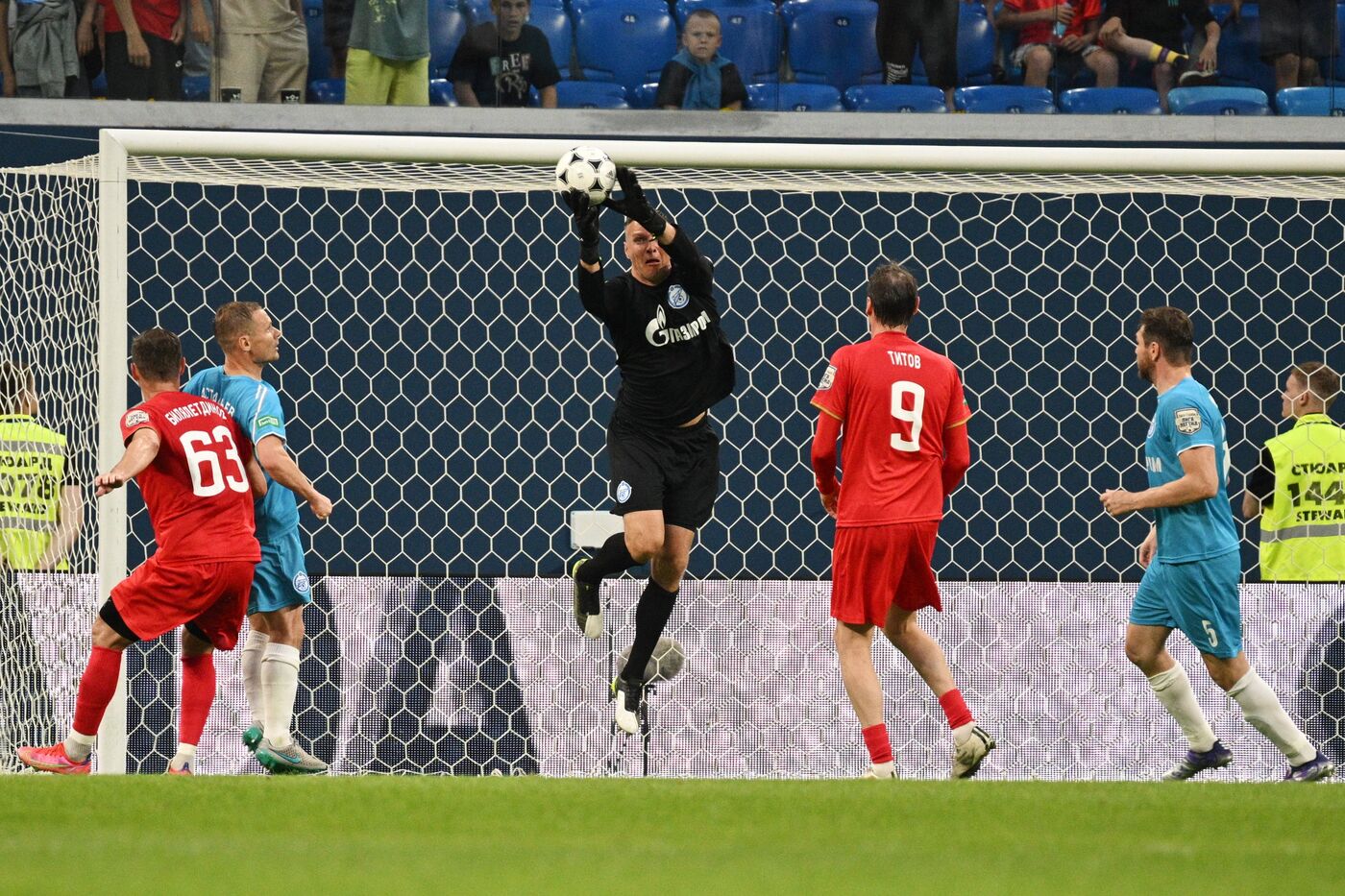 ПМЭФ-2023. Футбол. Ретро-матч Лиги легенд