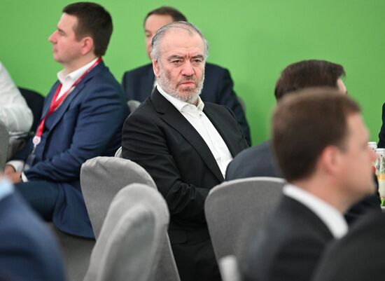 ПМЭФ-2023. Деловой завтрак Сбера 