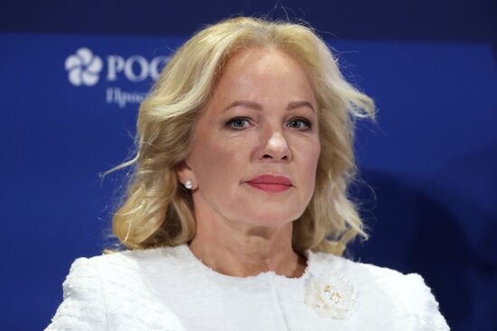 ПМЭФ-2023. "Дома надежнее": как вовлекать молодежь в экономику региона?