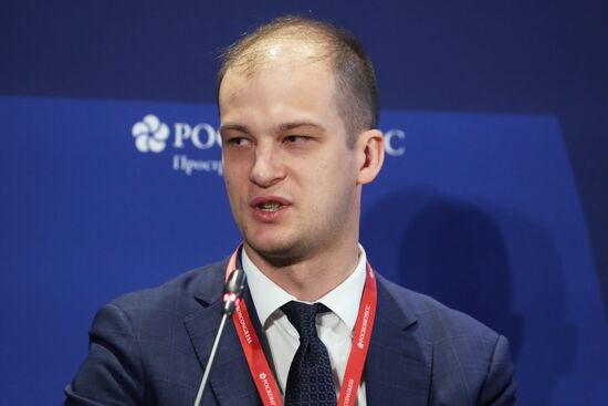 ПМЭФ-2023. "Дома надежнее": как вовлекать молодежь в экономику региона?