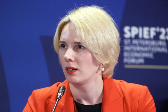 ПМЭФ-2023. "Дома надежнее": как вовлекать молодежь в экономику региона?