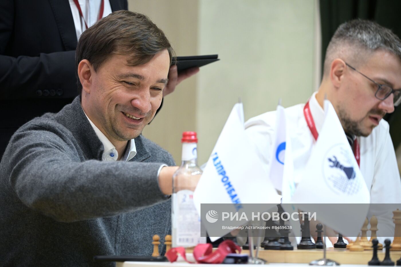 ПМЭФ-2023. Сеанс одновременной игры в шахматы с гроссмейстером с использованием искусственного интеллекта