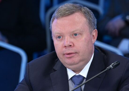 ПМЭФ-2023. Российский автопром: настоящее и будущее