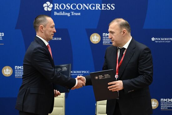 ПМЭФ-2023. Подписания