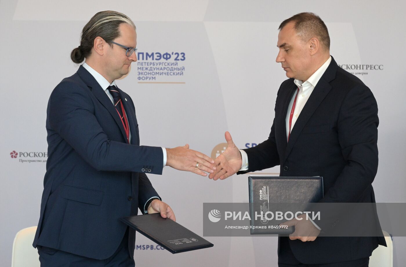 ПМЭФ-2023. Подписания