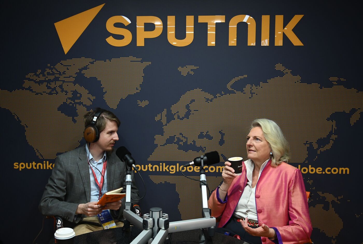 ПМЭФ-2023. Студия радио Sputnik