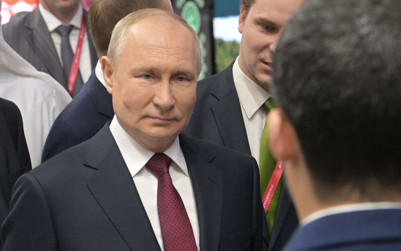 Президент РФ В. Путин принял участие в работе ПМЭФ-2023