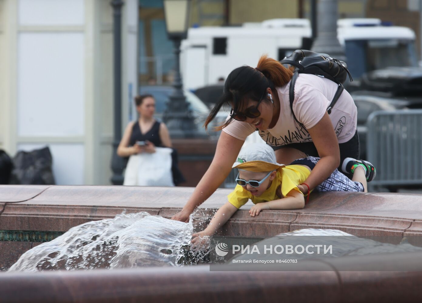 Жаркая погода в Москве