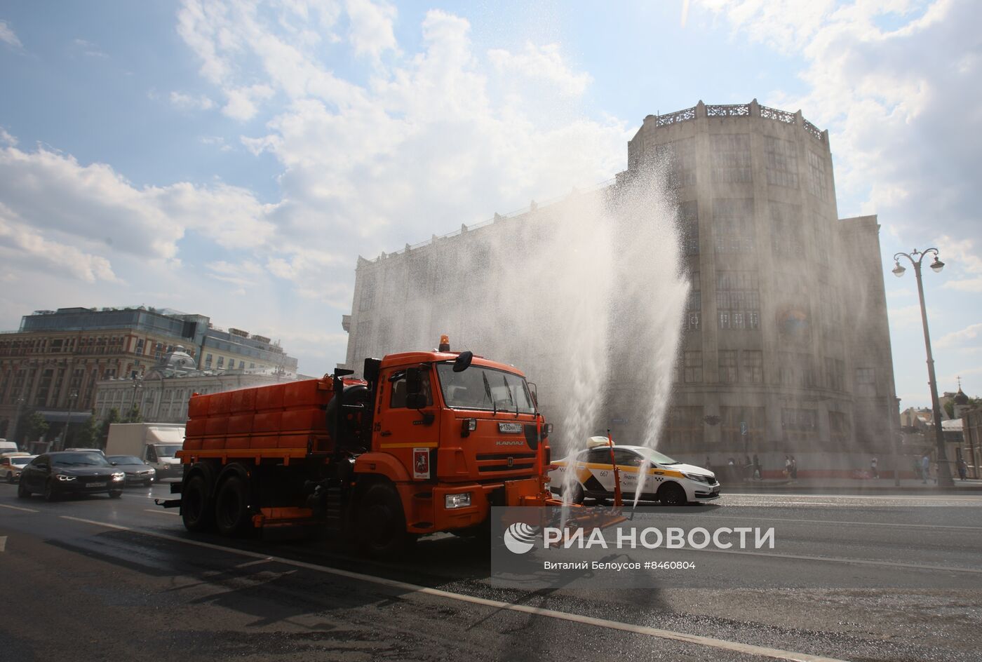 Жаркая погода в Москве