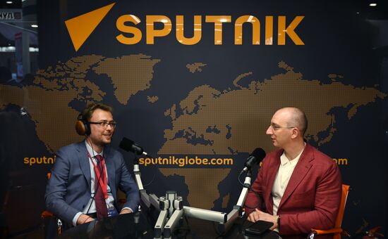 ПМЭФ-2023. Студия радио Sputnik