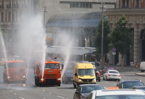 Жаркая погода в Москве