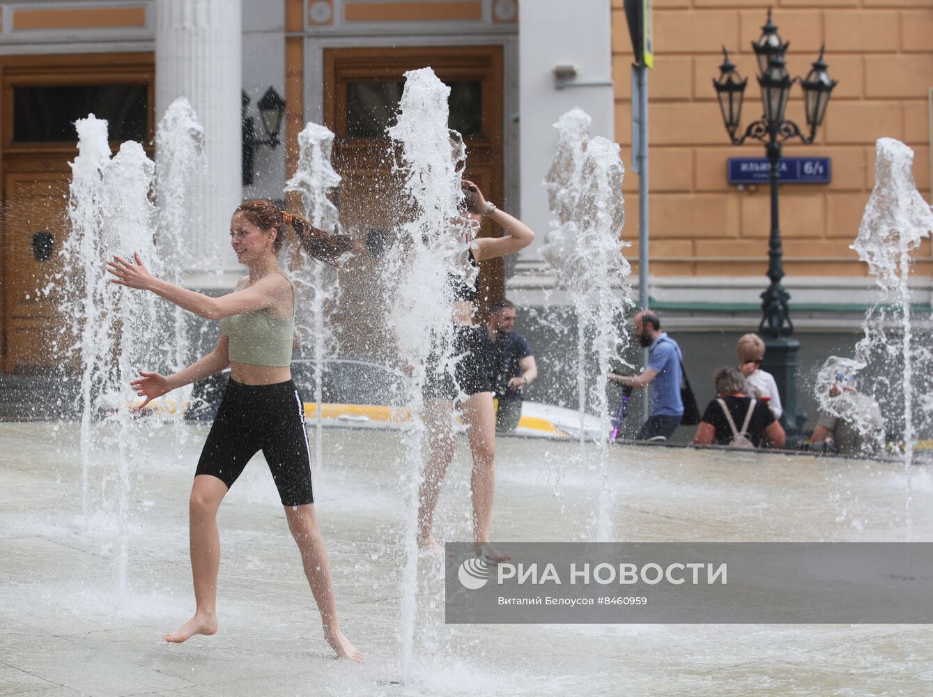 Жаркая погода в Москве