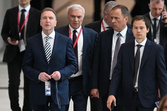 ПМЭФ-2023. Гости перед пленарным заседанием