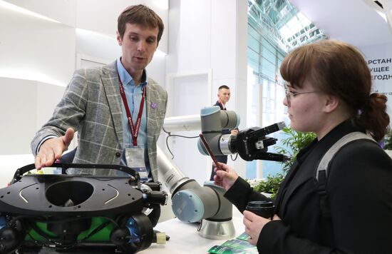 ПМЭФ-2023. Работа форума