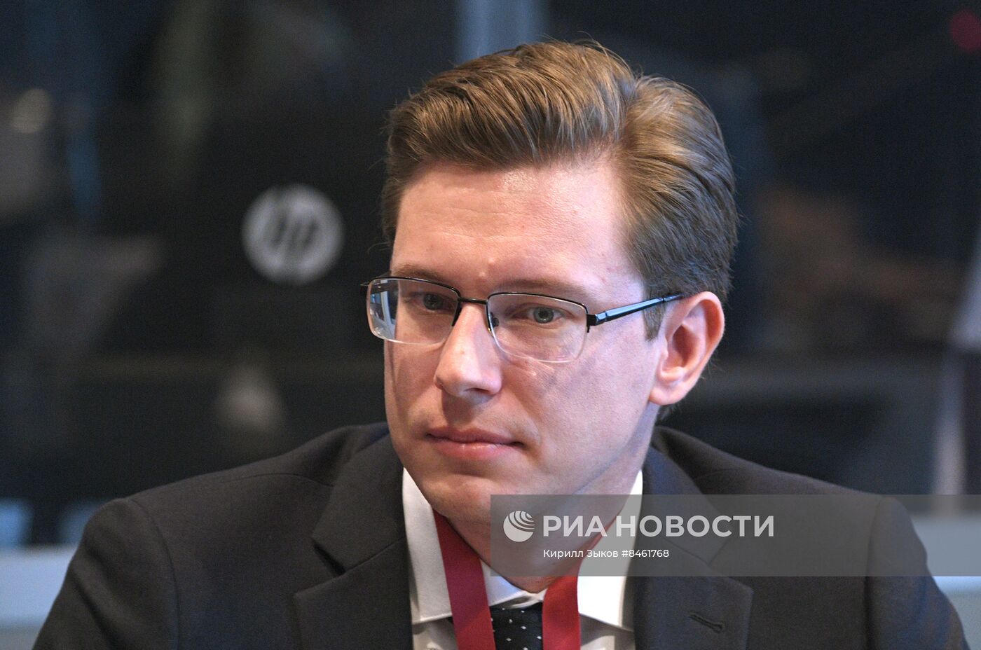 ПМЭФ-2023. Горизонтальные связи в сообществе молодых предпринимателей и параллельный импорт