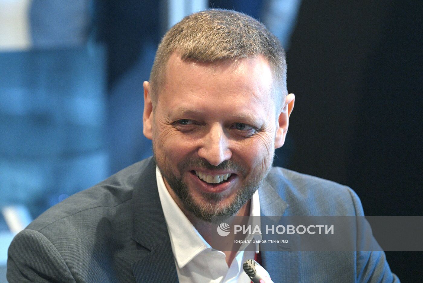 ПМЭФ-2023. Горизонтальные связи в сообществе молодых предпринимателей и параллельный импорт