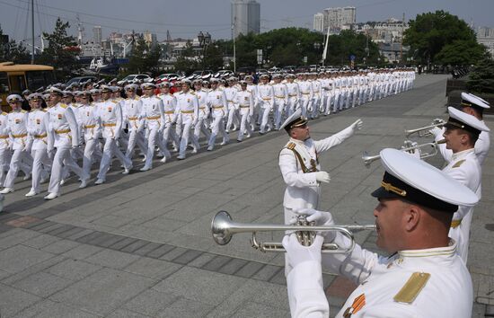 Выпускной в Тихоокеанском военно-морском училище имени С.О. Макарова