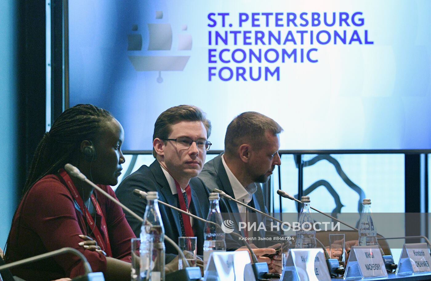 ПМЭФ-2023. Горизонтальные связи в сообществе молодых предпринимателей и параллельный импорт