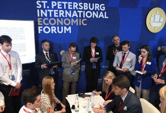 ПМЭФ-2023. Студенческий турнир по международным переговорам с иностранным партнером