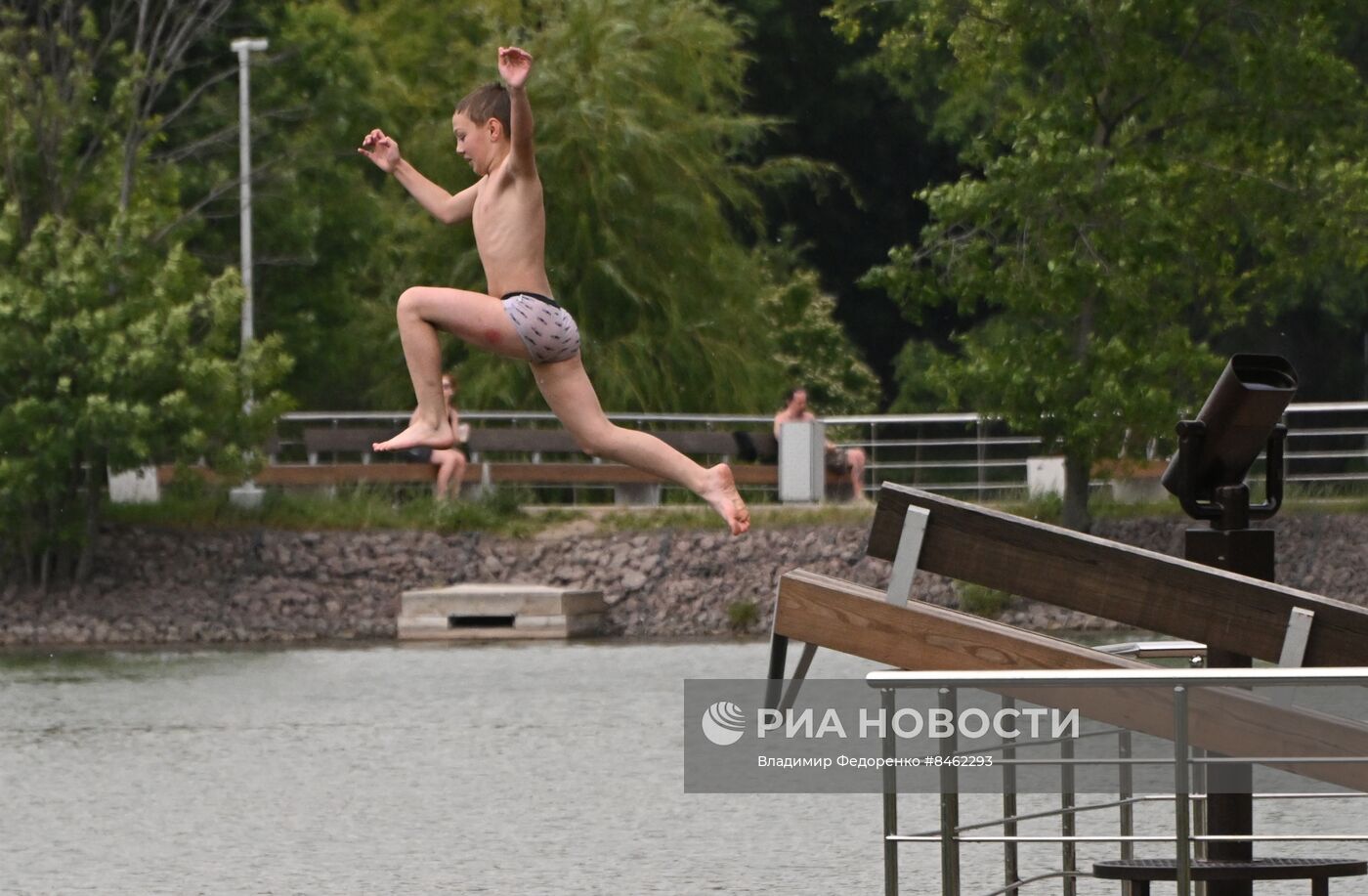 Отдых москвичей в жаркие выходные