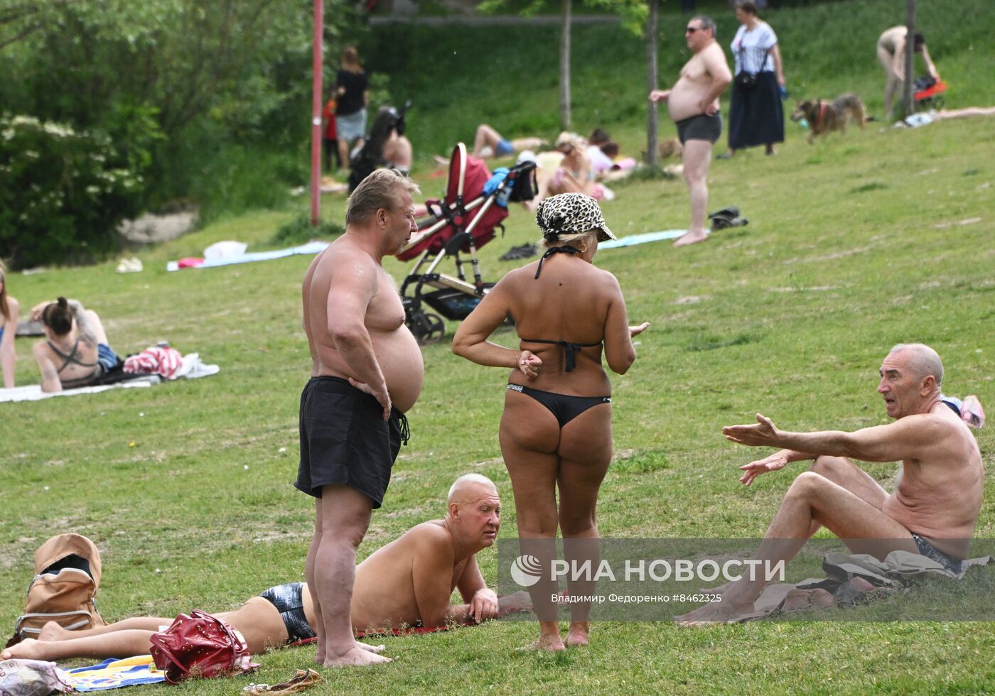 Отдых москвичей в жаркие выходные