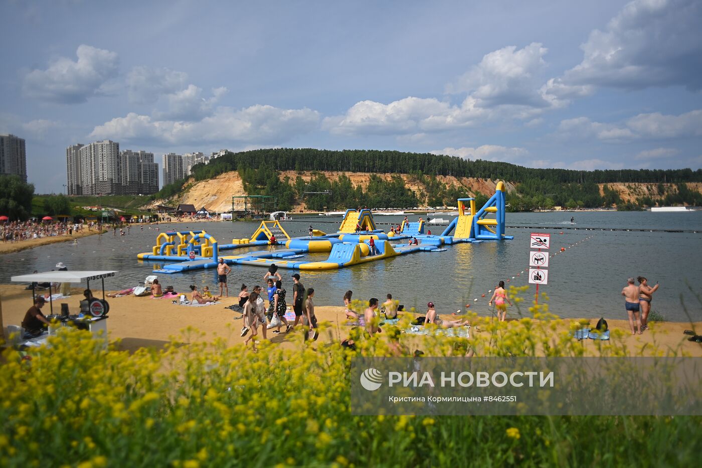 Отдых москвичей в жаркие выходные