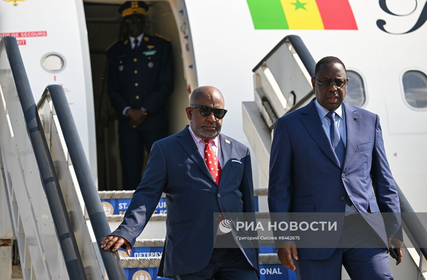ПМЭФ-2023. Африканские лидеры прибыли в Санкт-Петербург для встречи с президентом РФ В. Путиным