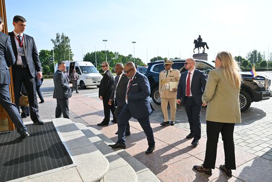 Президент РФ В. Путин принял лидеров ряда африканских государств