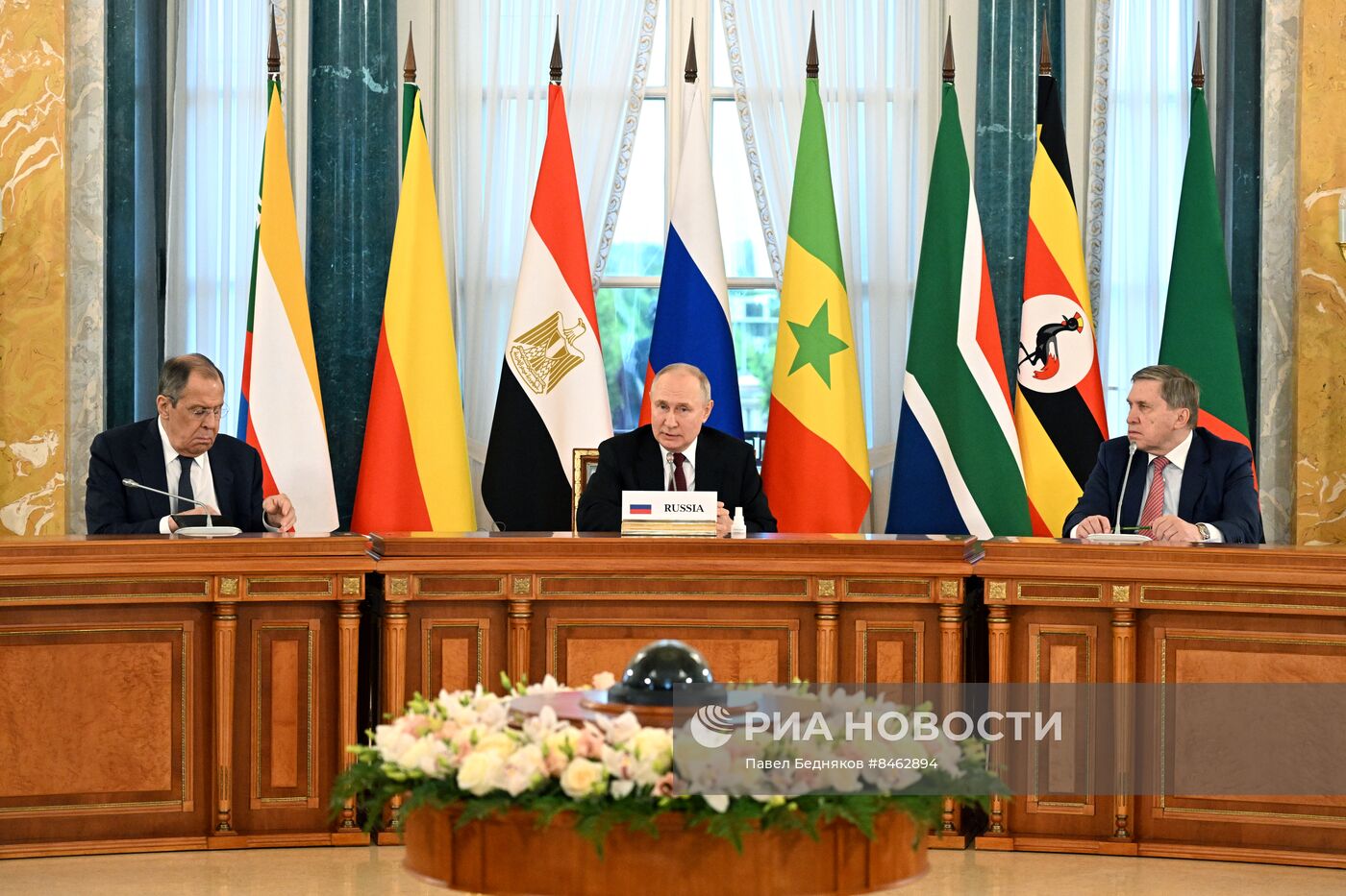 Президент РФ В. Путин принял лидеров ряда африканских государств