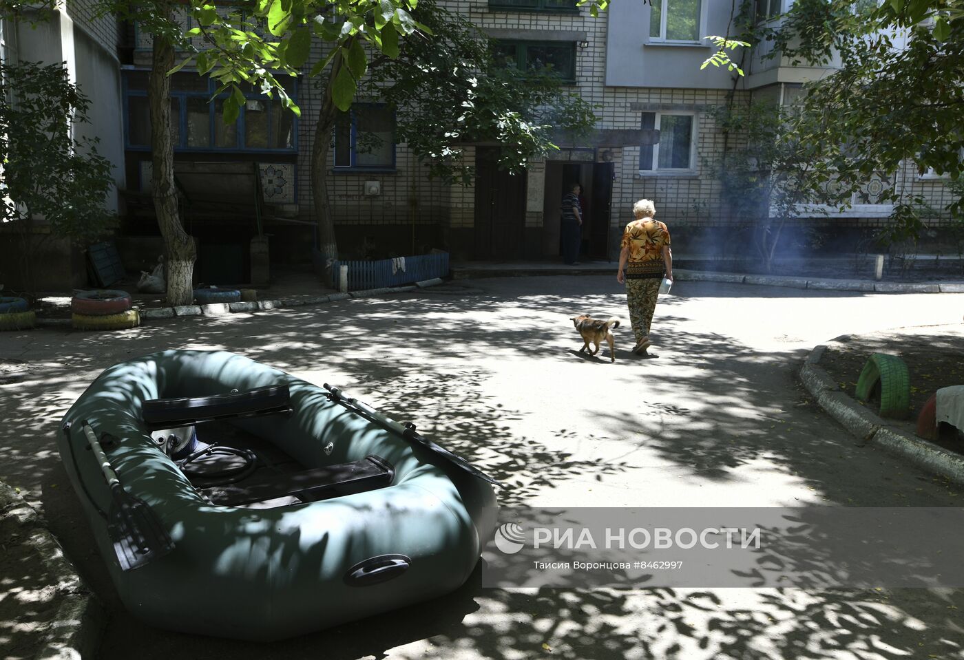 Жизнь в пострадавшей от разрушения Каховской ГЭС Голой Пристани