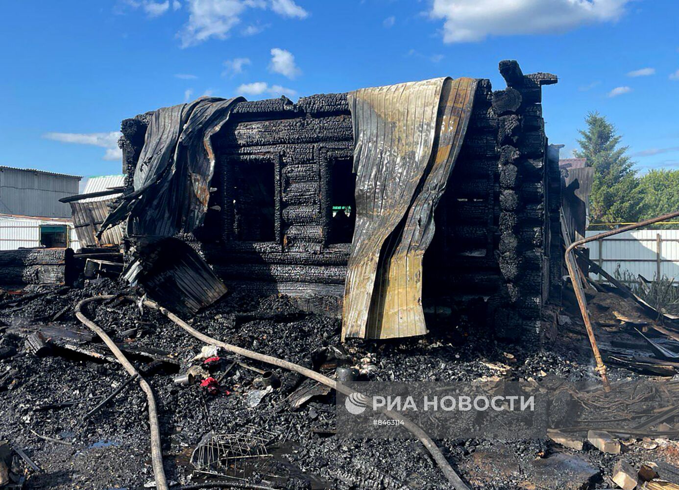Последствия пожара в частном доме в Тукаевском районе Татарстана
