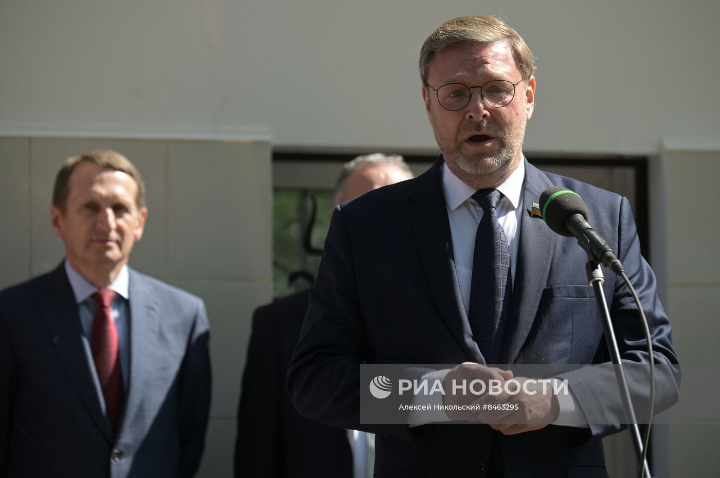 Открытие мемориальной доски Герою РФ В.И. Трубникову