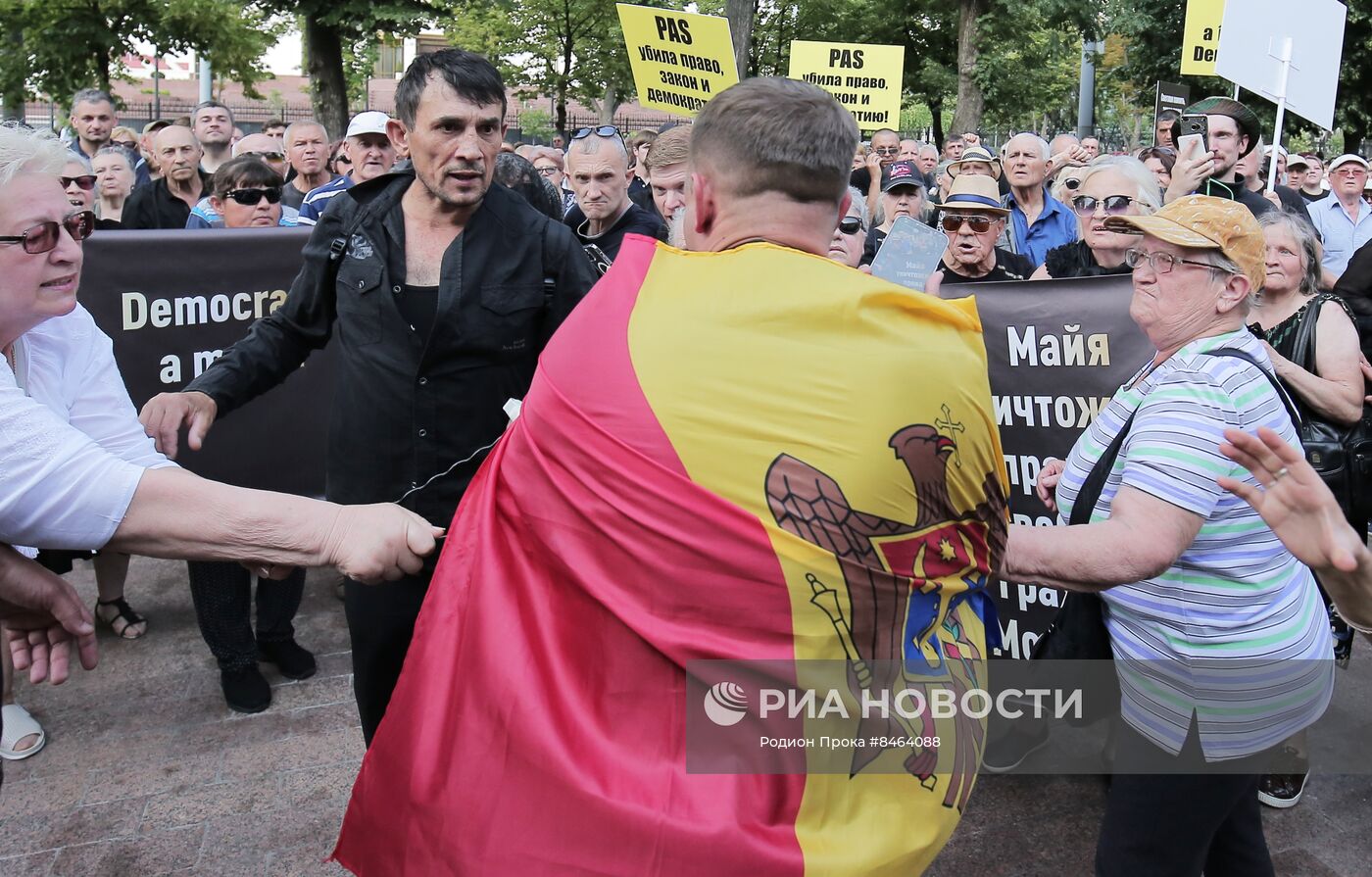 Акция протеста сторонников партии "Шор" в Кишиневе