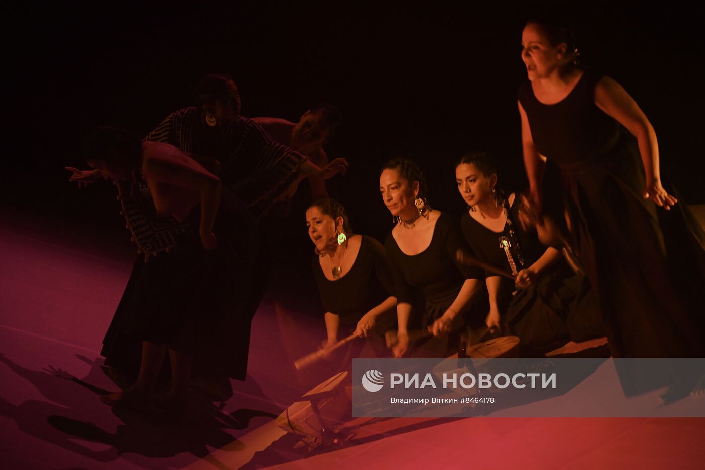 Спектакль "Мален" в рамках Международного театрального фестиваля им. А.П. Чехова