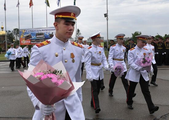 Выпуск в Уссурийском суворовском военном училище