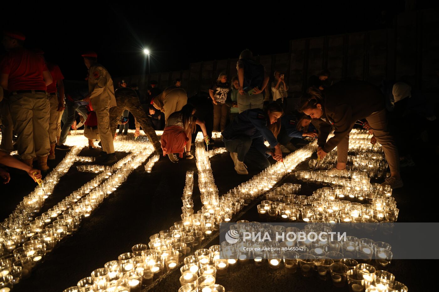Акция "Огненные картины войны" в мемориальном комплексе "Саур-Могила"