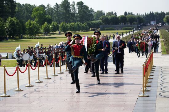 День памяти и скорби в регионах России