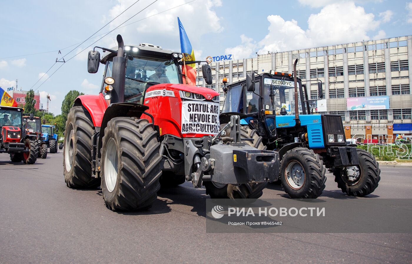 Протесты фермеров продолжаются в Кишиневе