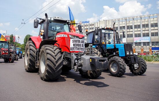 Протесты фермеров продолжаются в Кишиневе